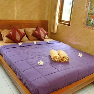 https://mira-family-homestay.ubudhotelsnow.com